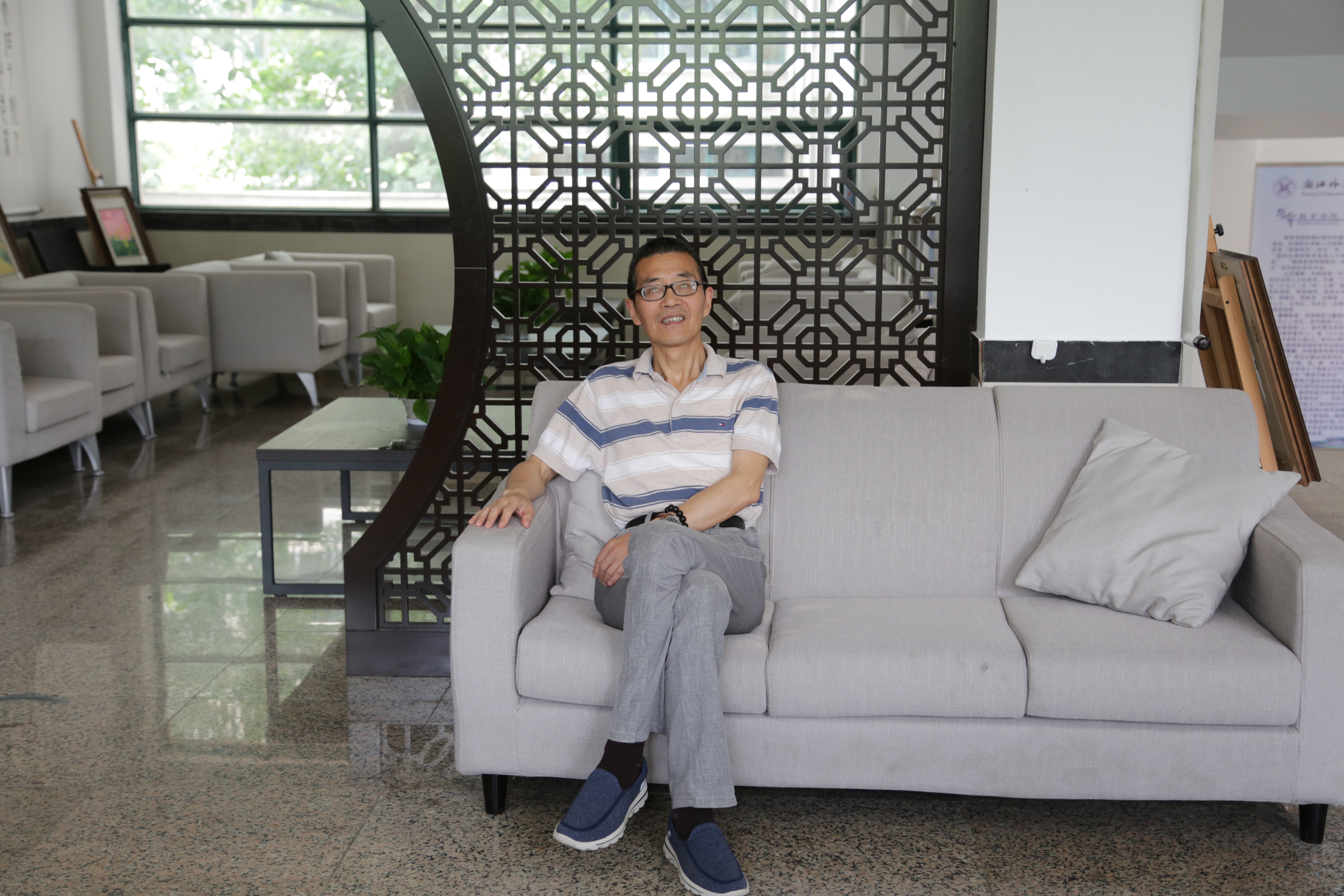 ZHAO7988.JPG